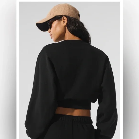 ALO Yoga Black Cropped Crew Sweatshirt size small - Picture 3 of 8